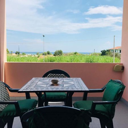 San Rocco One Bed Apartments 4A1 9 Isca sullo Ionio Buitenkant foto