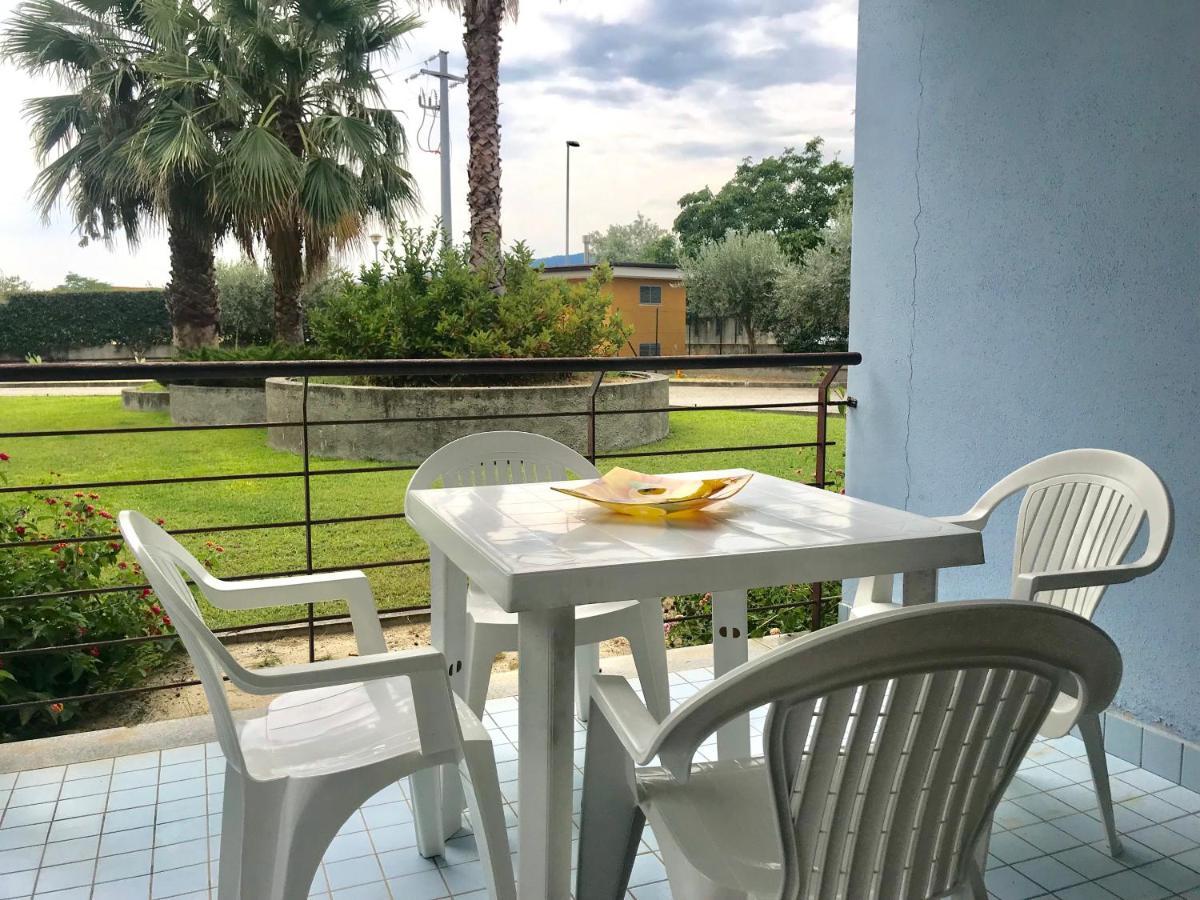 San Rocco One Bed Apartments 4A1 9 Isca sullo Ionio Buitenkant foto